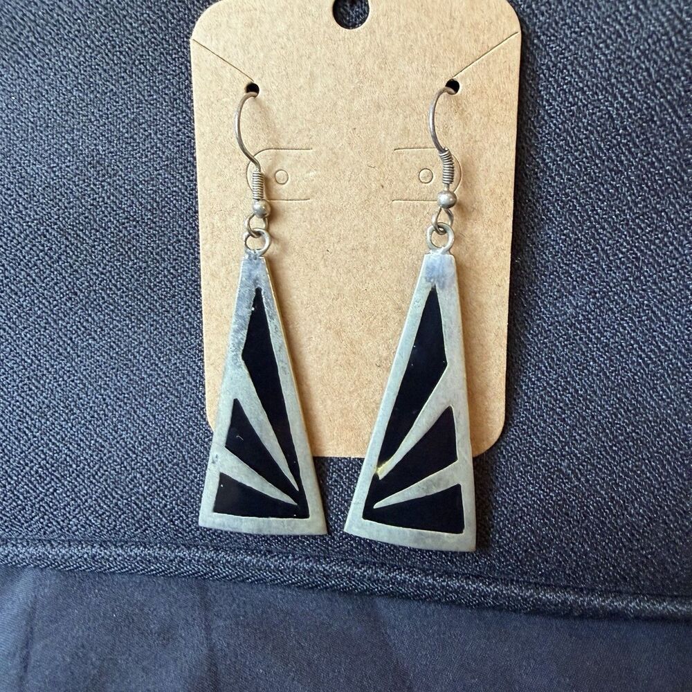 Vintage Estate Alpaca Mexico Geometric Black Onyx Inlay Triangle Boho Dangle